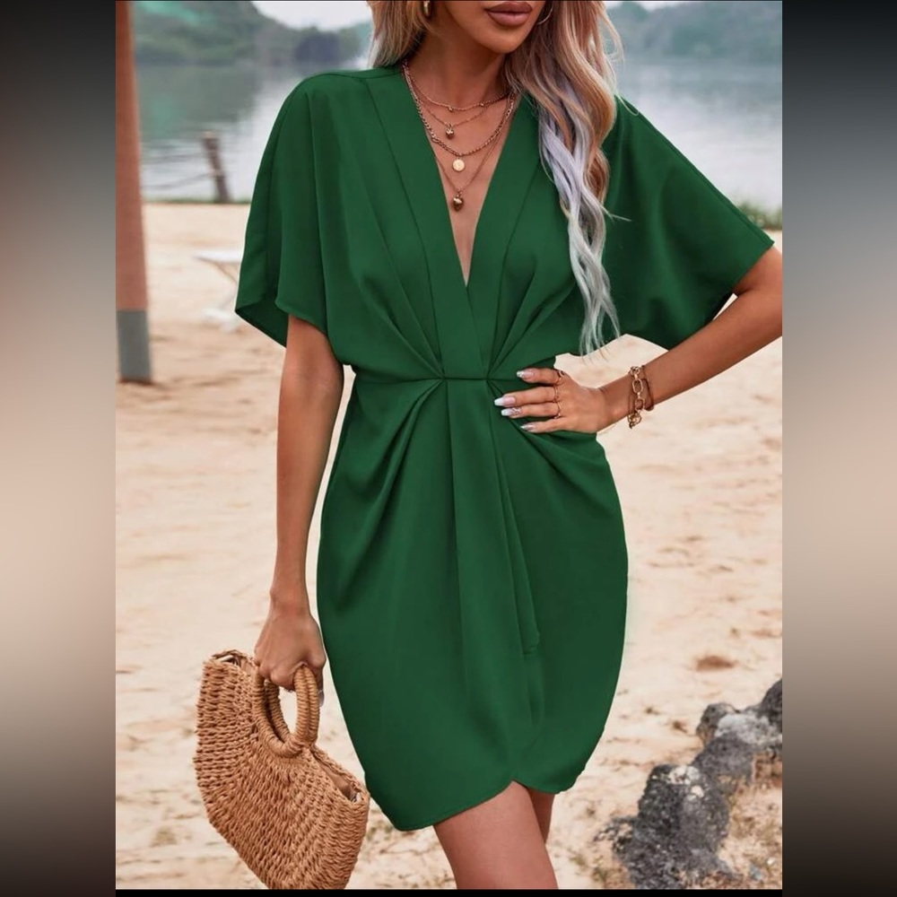 NWOT SHEIN VCAY Solid Batwing Sleeve Twist Front Dress Dark Green XL